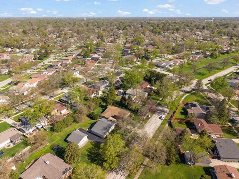 Tiny photo for 222 E Julia Drive, Villa Park, IL 60181 (MLS # 12603990)