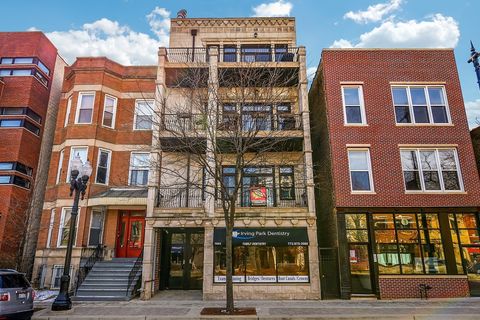 Photo of 1933 W Irving Park Road #3, Chicago, IL 60613 (MLS # 12646661)