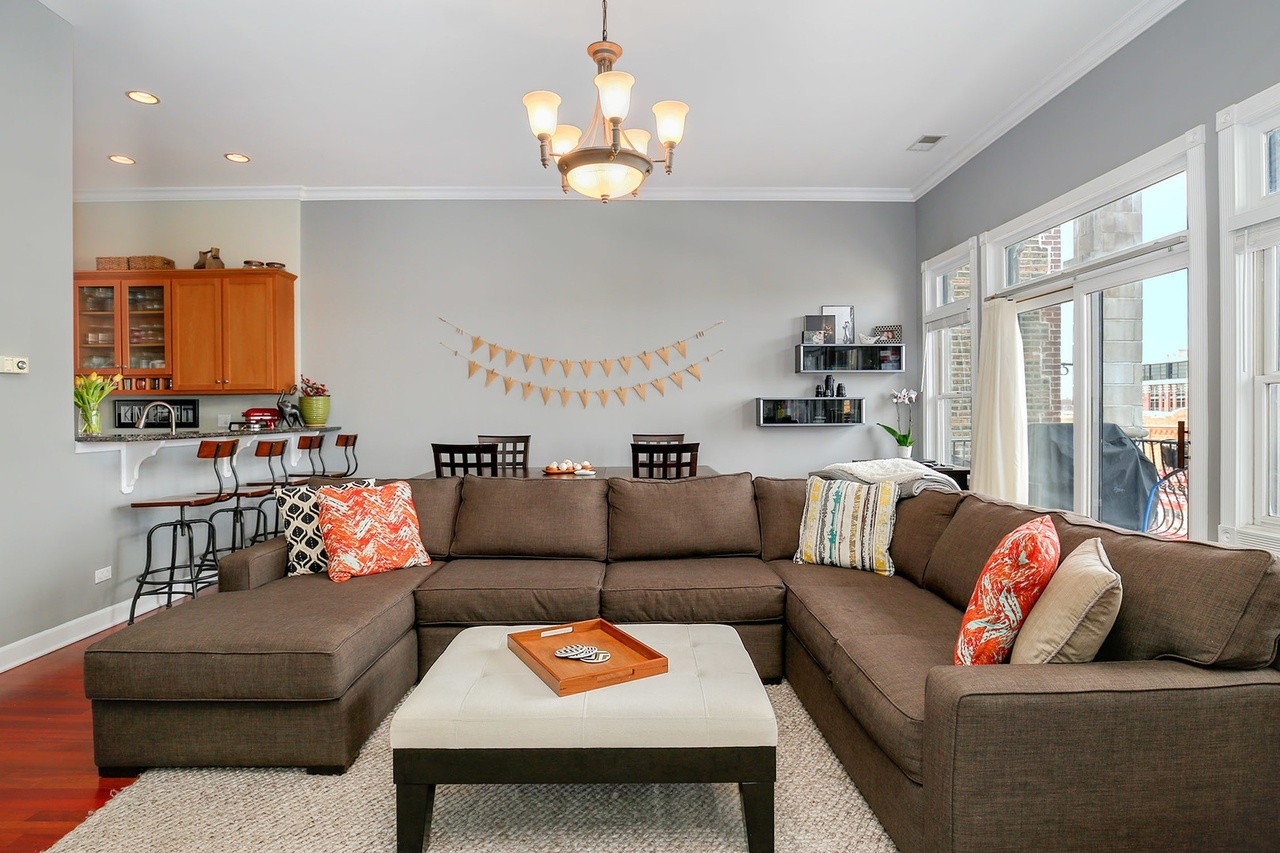 1933 W Irving Park Road 3