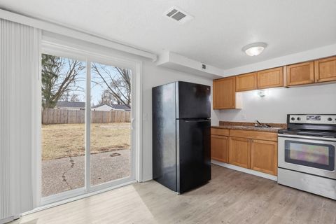 Tiny photo for 1711 W 59th Street, Davenport, IA 52806 (MLS # 12592925)