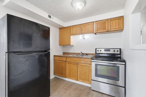 Tiny photo for 1711 W 59th Street, Davenport, IA 52806 (MLS # 12592925)