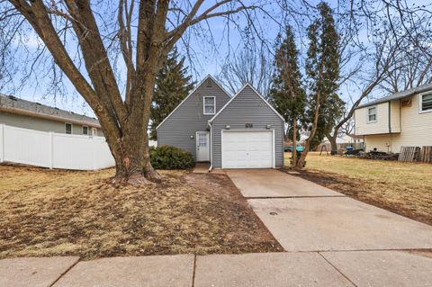 Tiny photo for 1711 W 59th Street, Davenport, IA 52806 (MLS # 12592925)