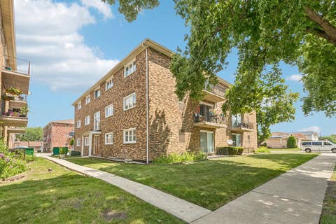 Tiny photo for 5834 W 77TH Street #102, Burbank, IL 60459 (MLS # 12706280)