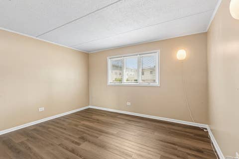 Tiny photo for 5834 W 77TH Street #102, Burbank, IL 60459 (MLS # 12706280)