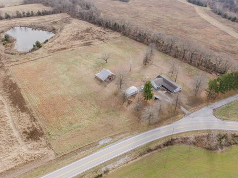 Tiny photo for 22053 Corinth Road, Thompsonvi, IL 62890 (MLS # 100000055)