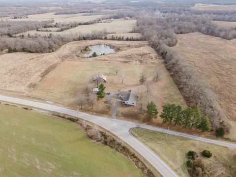 Tiny photo for 22053 Corinth Road, Thompsonvi, IL 62890 (MLS # 100000055)