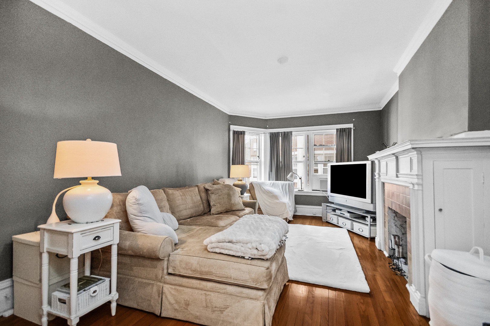 212 N Oak Park Avenue 2EE