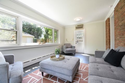 Tiny photo for 1001 S Brainard Avenue, La Grange, IL 60525 (MLS # 12486288)