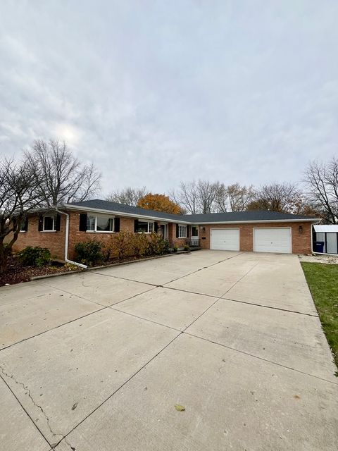 A home in Maple Park