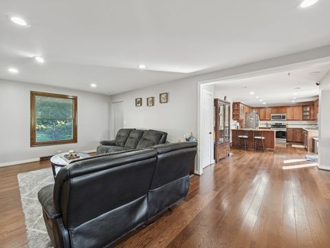 Tiny photo for 152 S Ela Road, Barrington, IL 60010 (MLS # 12498765)