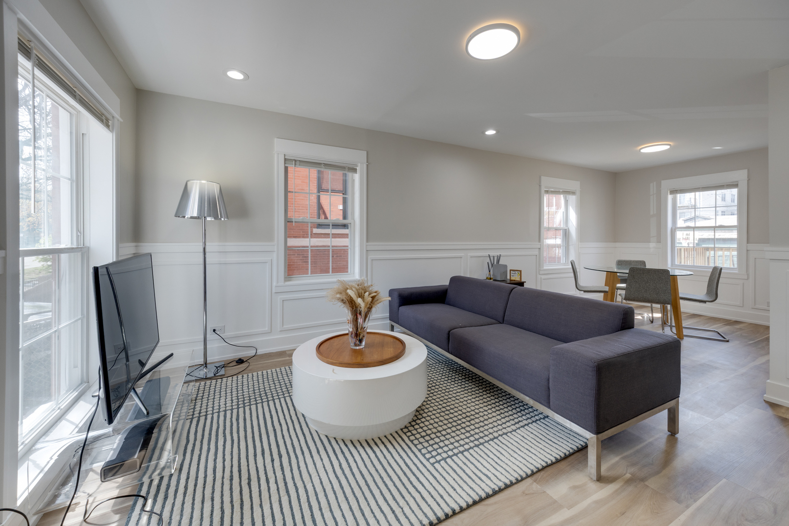 4134 S Michigan Avenue