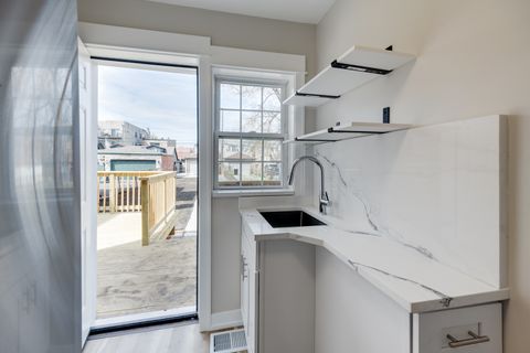 Tiny photo for 4134 S Michigan Avenue, Chicago, IL 60653 (MLS # 12622976)