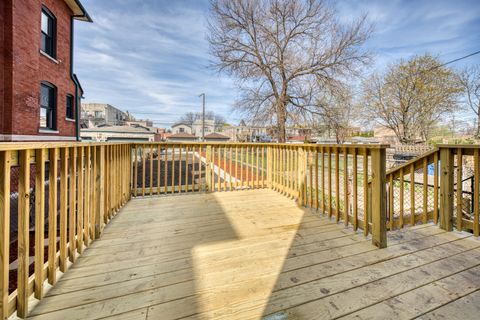 Tiny photo for 4134 S Michigan Avenue, Chicago, IL 60653 (MLS # 12622976)