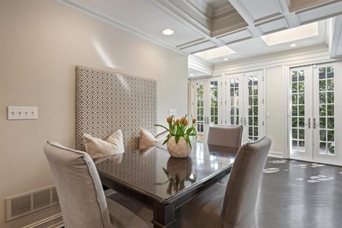 Tiny photo for 110 KENILWORTH Avenue, Kenilworth, IL 60043 (MLS # 12596418)