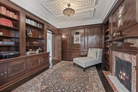 Tiny photo for 110 KENILWORTH Avenue, Kenilworth, IL 60043 (MLS # 12596418)