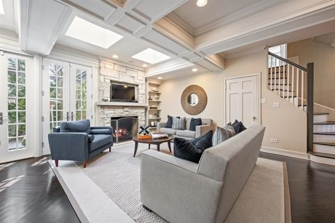 Tiny photo for 110 KENILWORTH Avenue, Kenilworth, IL 60043 (MLS # 12596418)