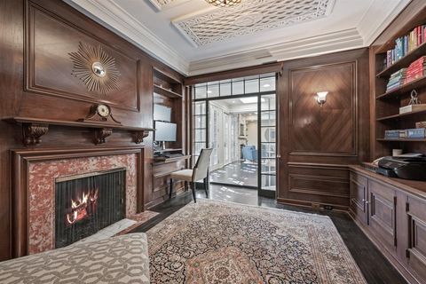 Tiny photo for 110 KENILWORTH Avenue, Kenilworth, IL 60043 (MLS # 12596418)