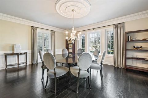 Tiny photo for 110 KENILWORTH Avenue, Kenilworth, IL 60043 (MLS # 12596418)