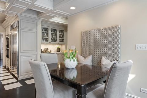 Tiny photo for 110 KENILWORTH Avenue, Kenilworth, IL 60043 (MLS # 12596418)