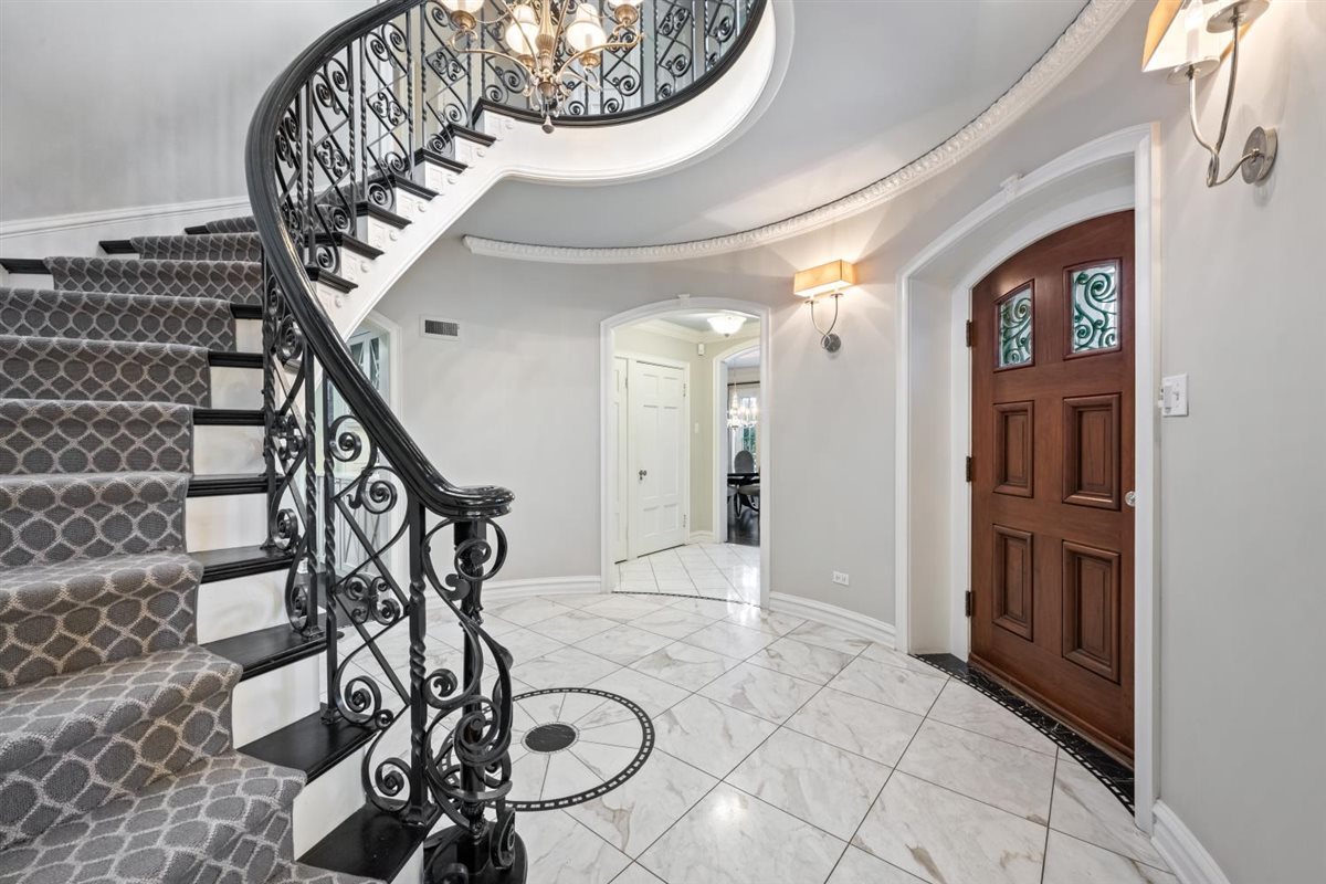 110 KENILWORTH Avenue