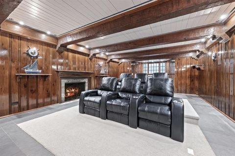 Tiny photo for 110 KENILWORTH Avenue, Kenilworth, IL 60043 (MLS # 12596418)