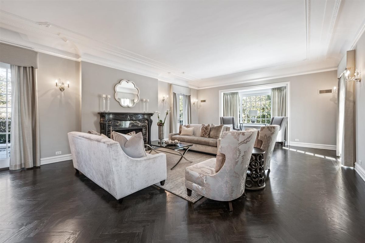 110 KENILWORTH Avenue