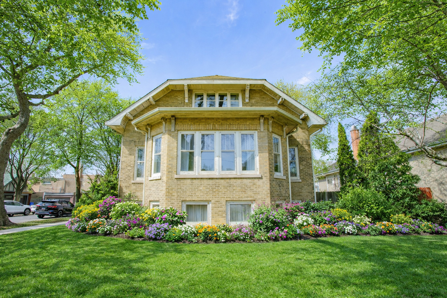 5900 N Talman Avenue