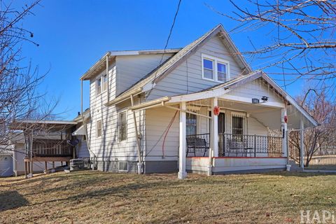 Tiny photo for 401 S Pierpont Avenue, Rockford, IL 61102 (MLS # 12571803)