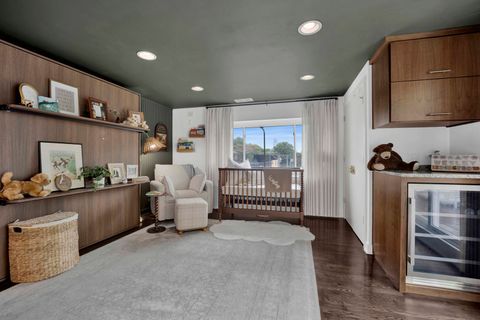 Tiny photo for 1967 N MAUD Avenue #A, Chicago, IL 60614 (MLS # 12683220)