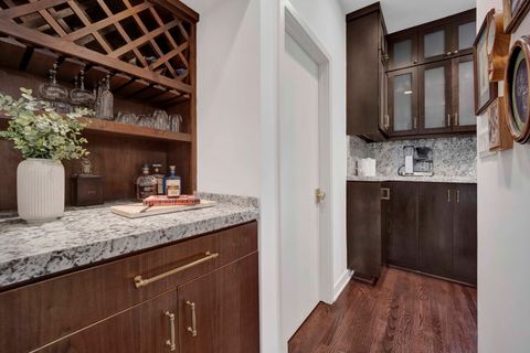 Tiny photo for 1967 N MAUD Avenue #A, Chicago, IL 60614 (MLS # 12683220)
