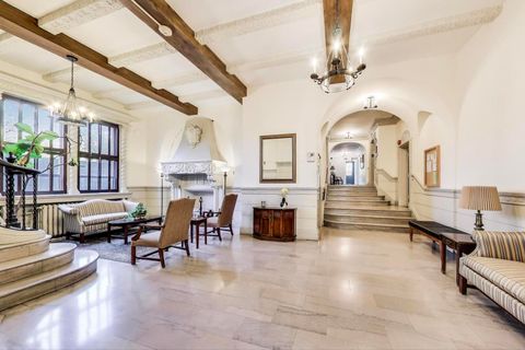 Tiny photo for 1765 E 55th Street #J2, Chicago, IL 60615 (MLS # 12518971)