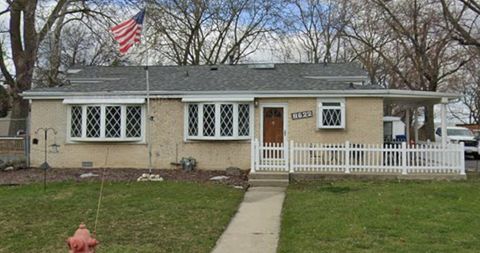 Photo of 8622 W 90th Place, Hickory Hills, IL 60457 (MLS # 12675099)