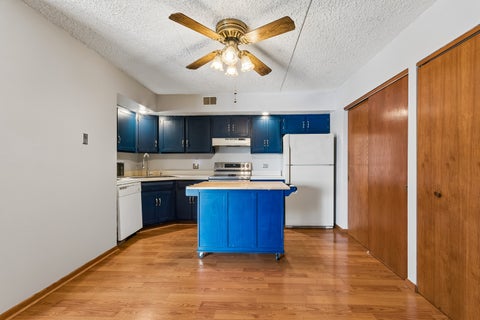 Tiny photo for 1472 N Rock Run Drive #2D, Crest Hill, IL 60403 (MLS # 12724483)