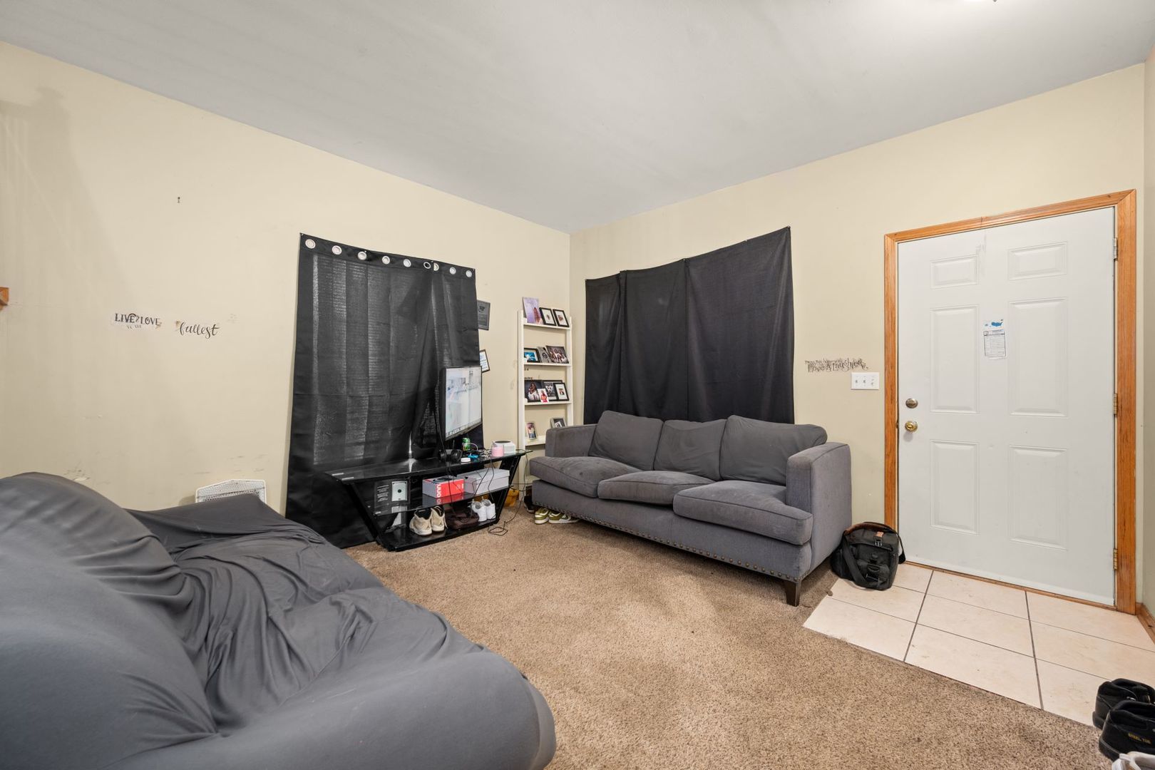 2812 Rebecca Court