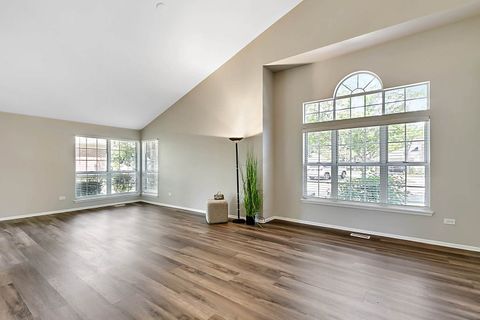 Tiny photo for 371 ASHFORD Circle #4, Bartlett, IL 60103 (MLS # 12495969)