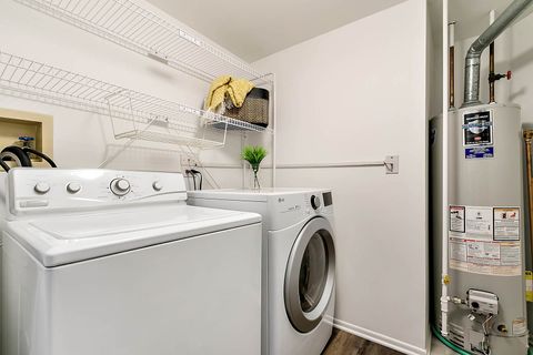 Tiny photo for 371 ASHFORD Circle #4, Bartlett, IL 60103 (MLS # 12495969)