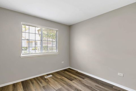 Tiny photo for 371 ASHFORD Circle #4, Bartlett, IL 60103 (MLS # 12495969)