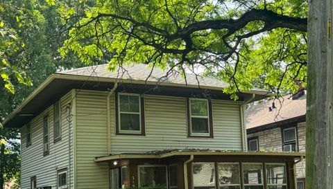 Photo of 319 N Independence Avenue, Rockford, IL 61101 (MLS # 12673882)