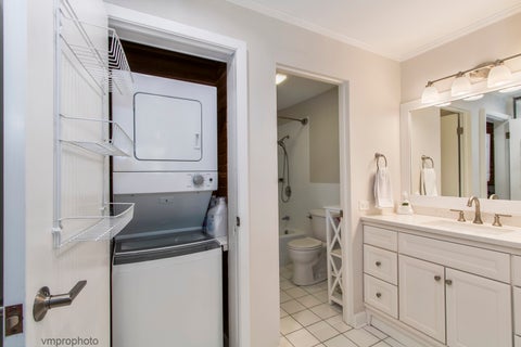 Tiny photo for 2812 E Bel Aire Drive #303, Arlington Heights, IL 60004 (MLS # 12738668)