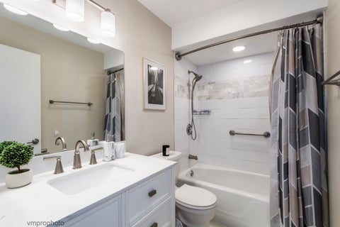 Tiny photo for 2812 E Bel Aire Drive #303, Arlington Heights, IL 60004 (MLS # 12738668)