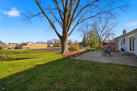 Tiny photo for 620 Twisted Oak Lane, Buffalo Grove, IL 60089 (MLS # 12522241)
