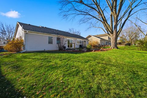 Tiny photo for 620 Twisted Oak Lane, Buffalo Grove, IL 60089 (MLS # 12522241)