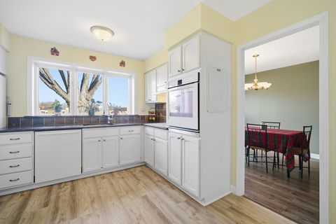 Tiny photo for 620 Twisted Oak Lane, Buffalo Grove, IL 60089 (MLS # 12522241)