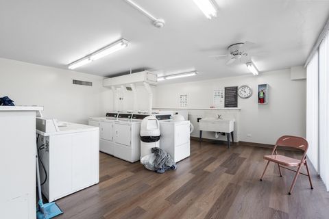 Tiny photo for 1515 CENTRAL Road #319C, Arlington Heights, IL 60005 (MLS # 12684815)