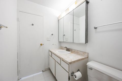 Tiny photo for 1515 CENTRAL Road #319C, Arlington Heights, IL 60005 (MLS # 12684815)