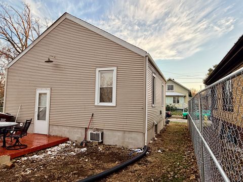 Tiny photo for 803 Houghton Street, Rockford, IL 61102 (MLS # 12516134)