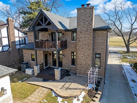 Tiny photo for 130 Oxford Avenue, Clarendon Hills, IL 60514 (MLS # 12554916)