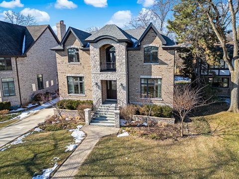 Tiny photo for 130 Oxford Avenue, Clarendon Hills, IL 60514 (MLS # 12554916)