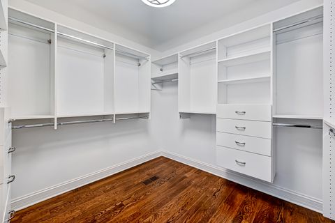 Tiny photo for 130 Oxford Avenue, Clarendon Hills, IL 60514 (MLS # 12554916)