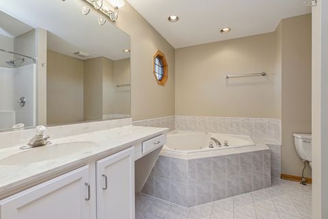 Tiny photo for 17915 Crooked Creek Court, Orland Park, IL 60467 (MLS # 12634079)